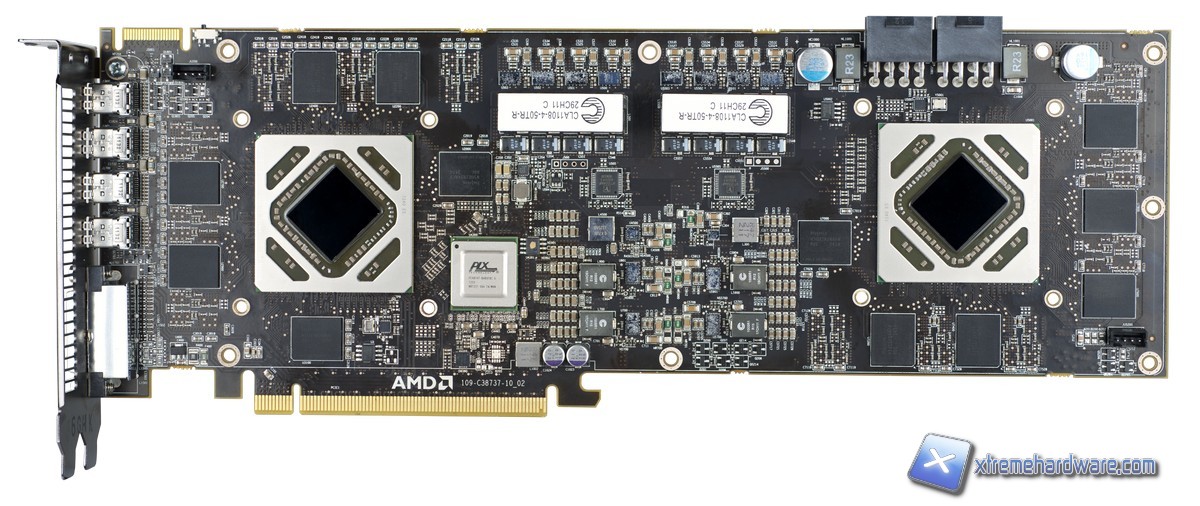 AMD Radeon HD 7990 1