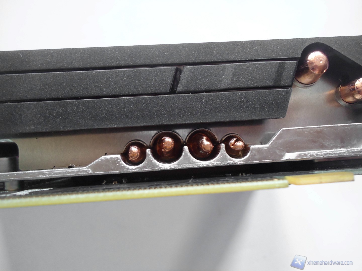 Sapphire R9 285 ITX Compact OC 00016